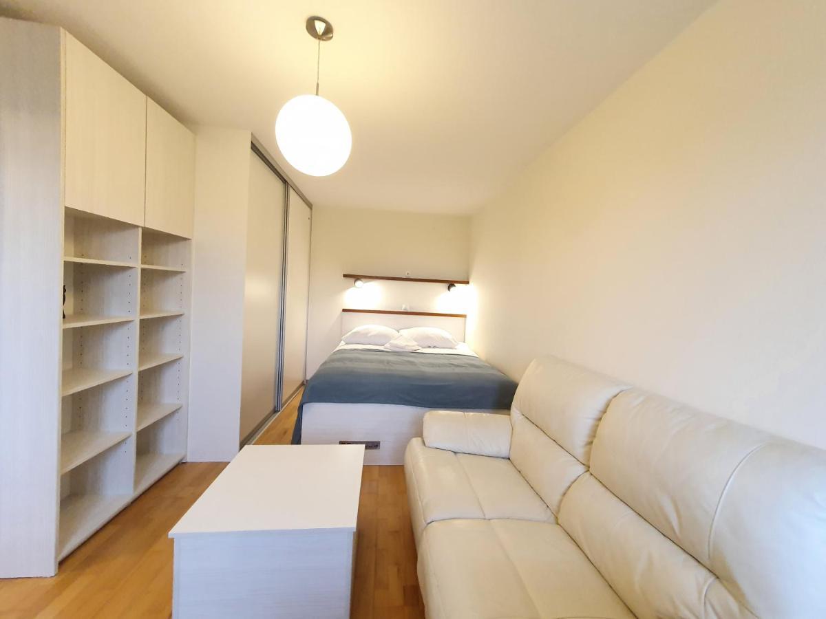 Studio Apartment Matic Tour As By Ljubljanica River Liubliana Exterior foto